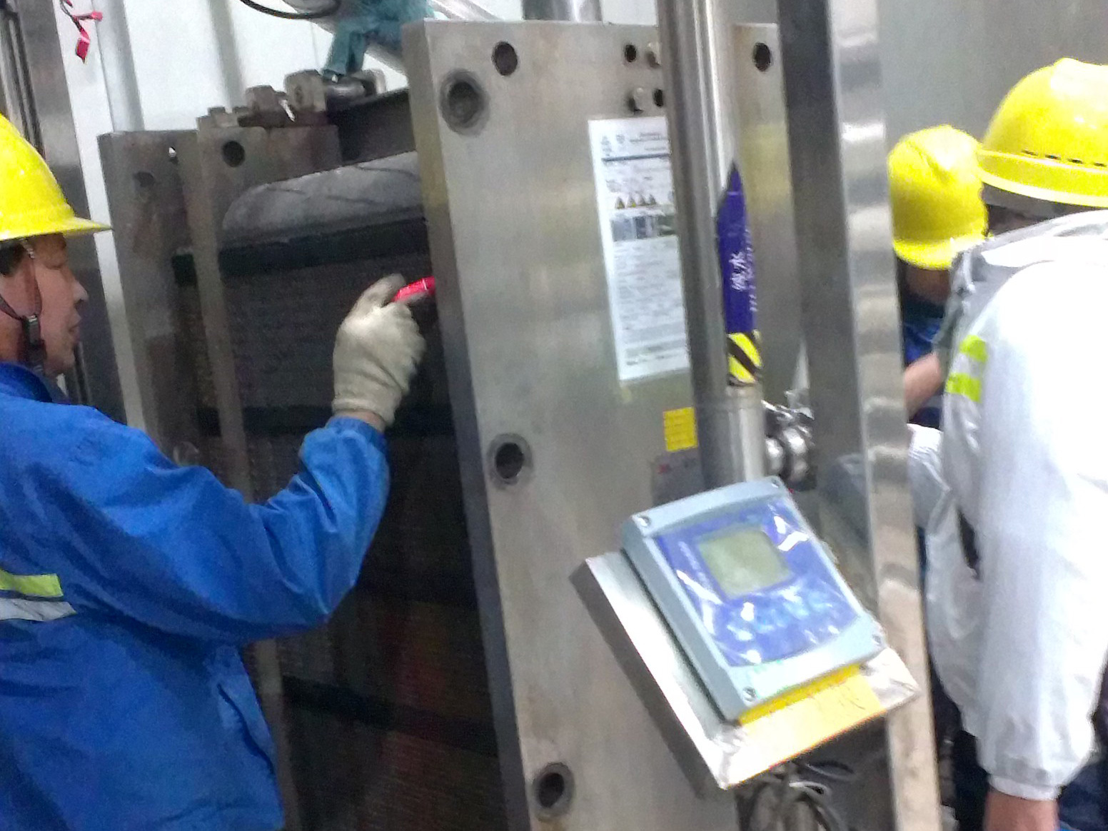 饮料厂多段板换